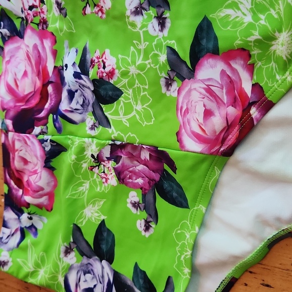 TORRID Neon Green, Floral Bikini Set, Size 4 - Picture 14 of 16